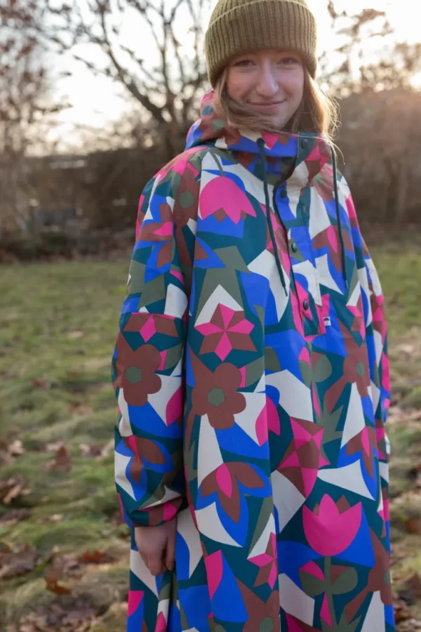 Danefæ Danedream Drops Rain Poncho Dark Slate GEOFLEUR | Dame Regnfrakker