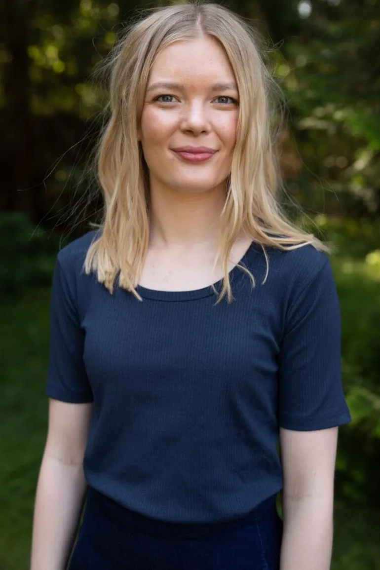 Danefæ ESS - Danefriend Tee Dk Navy | Dame T-shirts