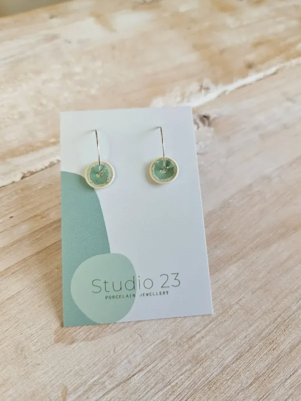 Danefæ Studio 23 Curved Drop Earring Pair Ivy | Dame Smykker