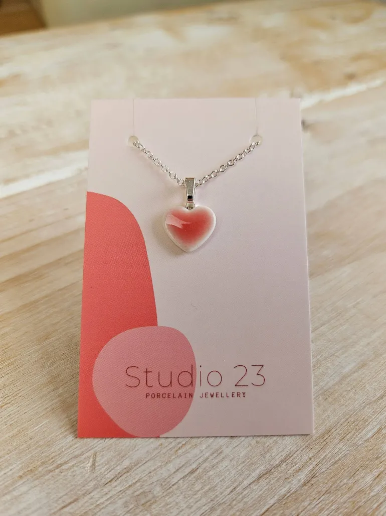 Danefæ Studio 23 Heart Pendant Olive | Dame Smykker