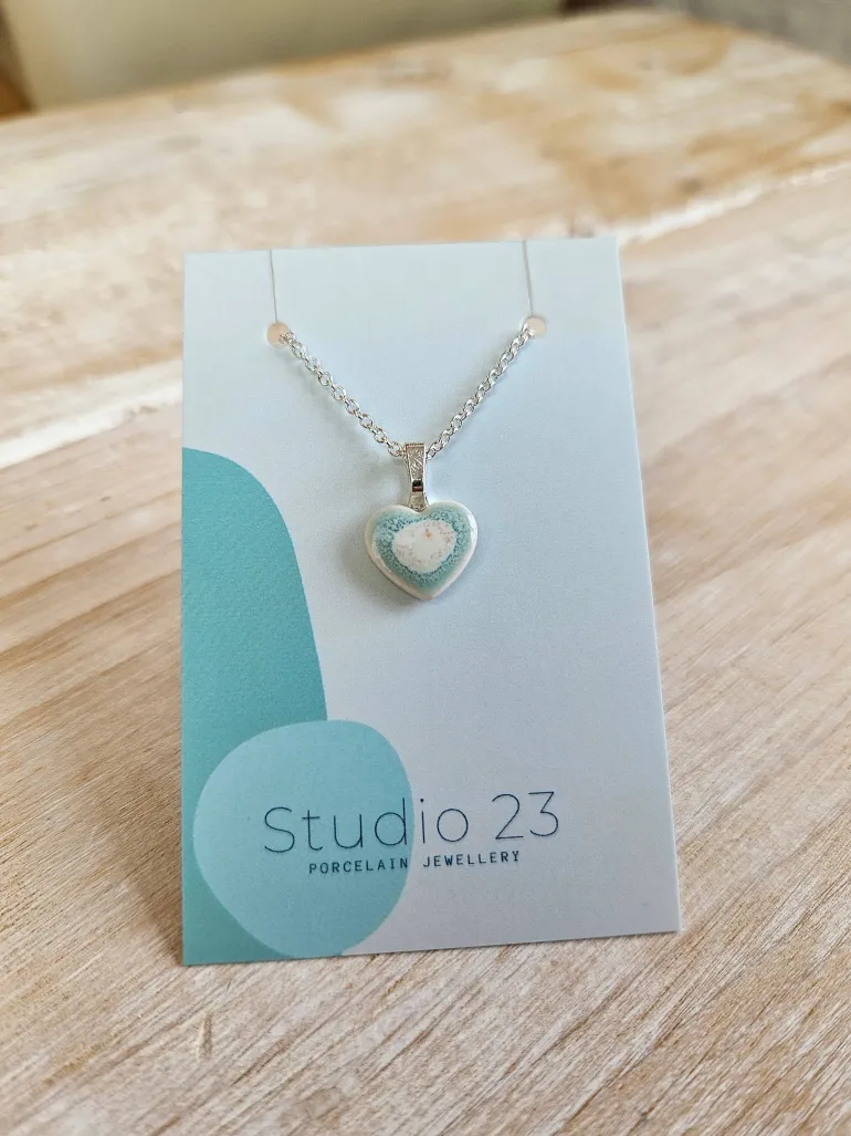 Danefæ Studio 23 Heart Pendant Pink | Dame Smykker
